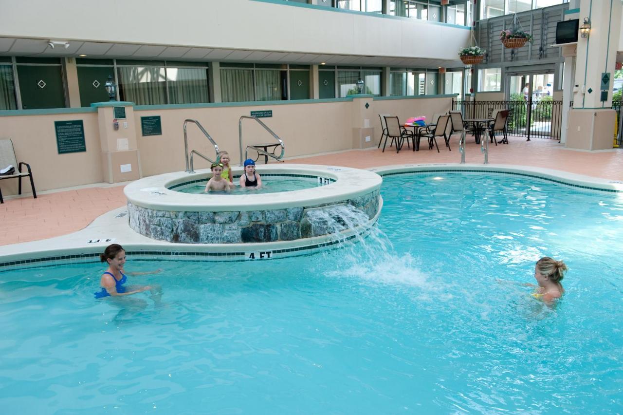 Ramada By Wyndham & Conference Center