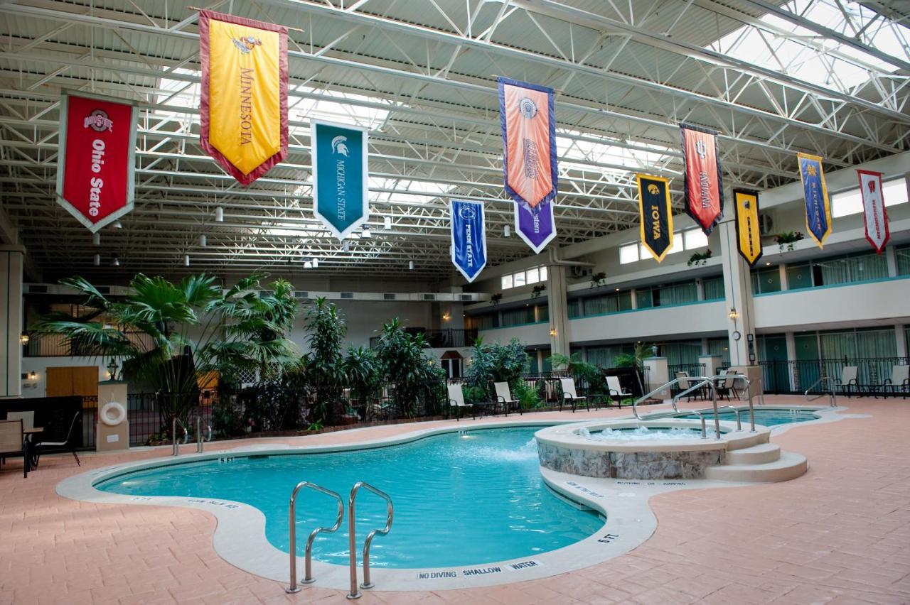 Hotel Ramada By Wyndham & Conference Center