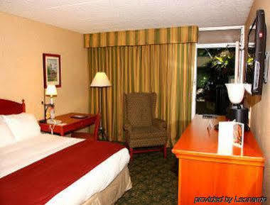 Ramada By Wyndham & Conference Center 3*