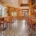 Ramada By Wyndham State College Hotel & Conference Center 